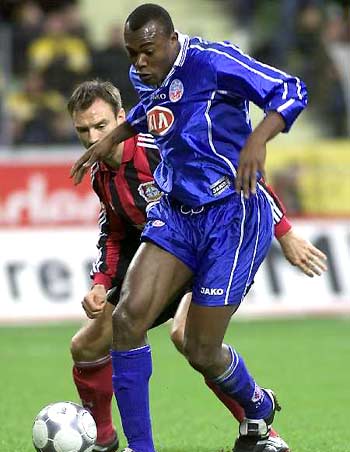 马刺队对文 马刺队对文